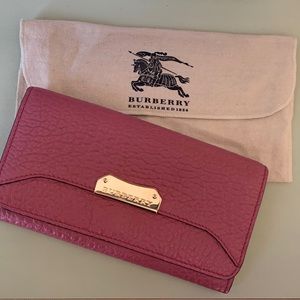Good Looking Burberry Long Wallet - Salmon Pink